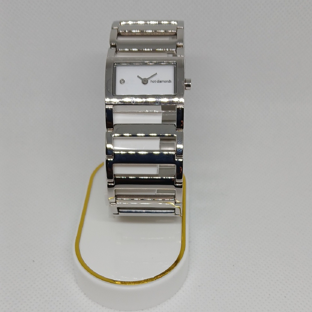 Diamond Supply Co. Metallic Silver Smartwatch
